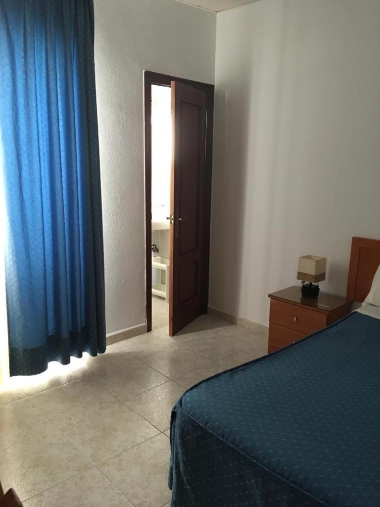 Hostal Fantoni Кадис Экстерьер фото