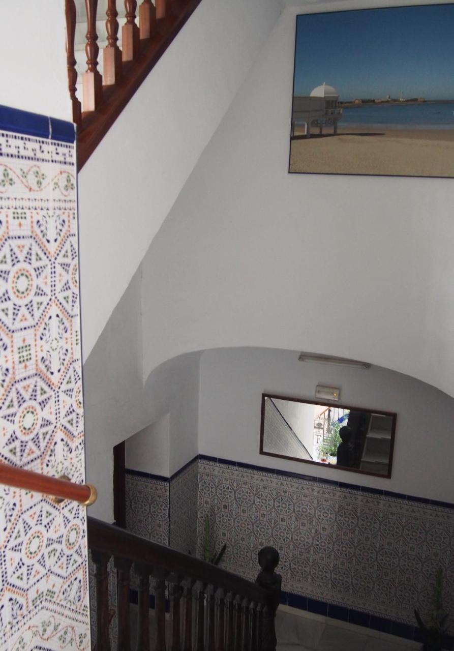 Hostal Fantoni Кадис Экстерьер фото